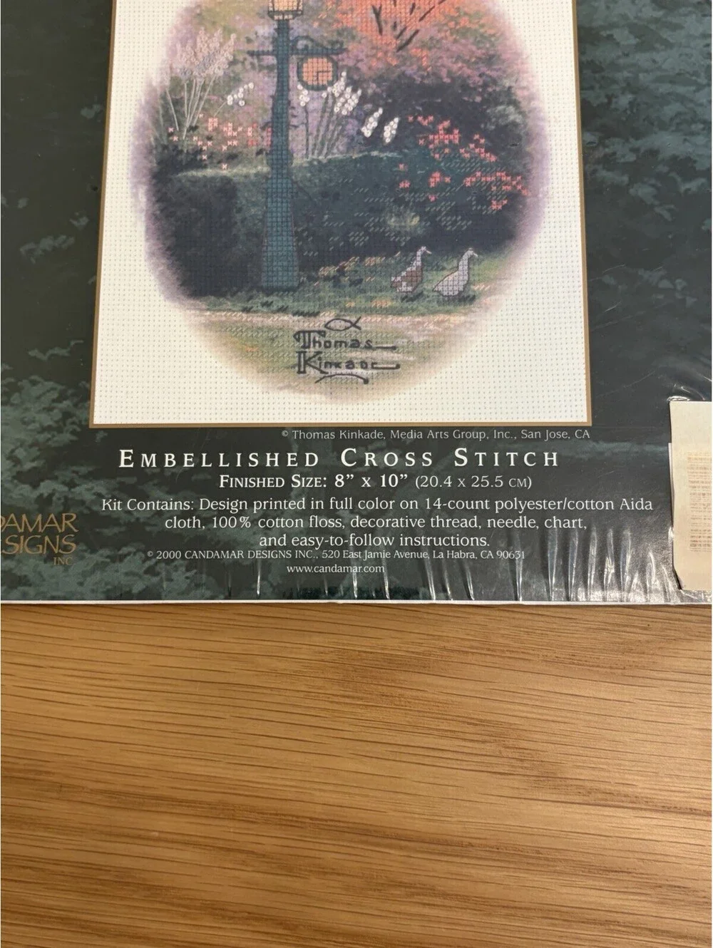 NEW Thomas Kinkade Lamplight Lamppost Clock Vignette Counted Cross Stitch